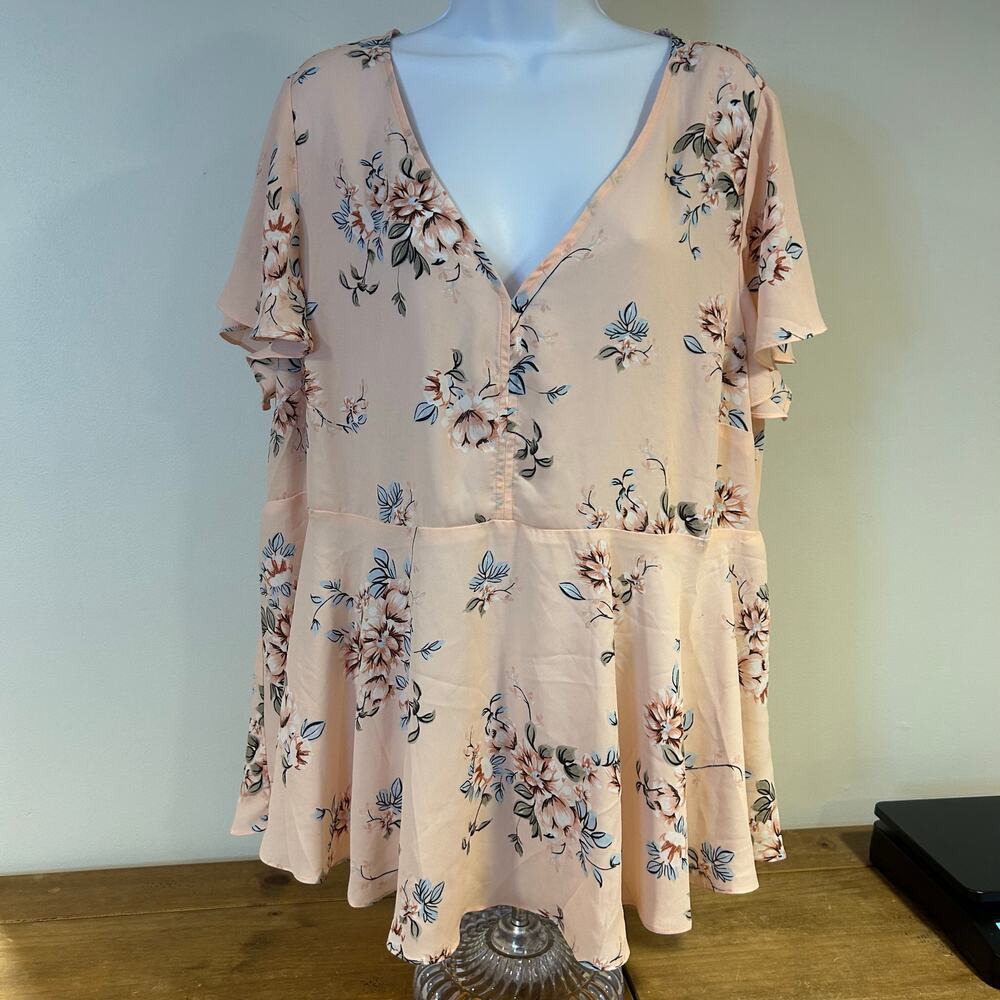 TORRID Sz 2X Floral Flutter Sleeve Feminine Soft Girl Liquid Knit Babydoll Flowy